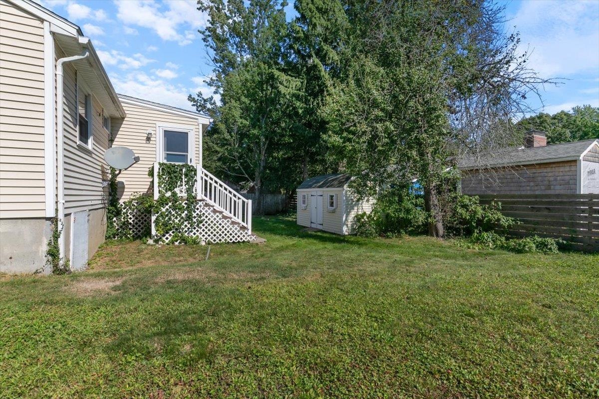 21 Douglass Way Exeter, NH 03833 - Photo 23 of 39