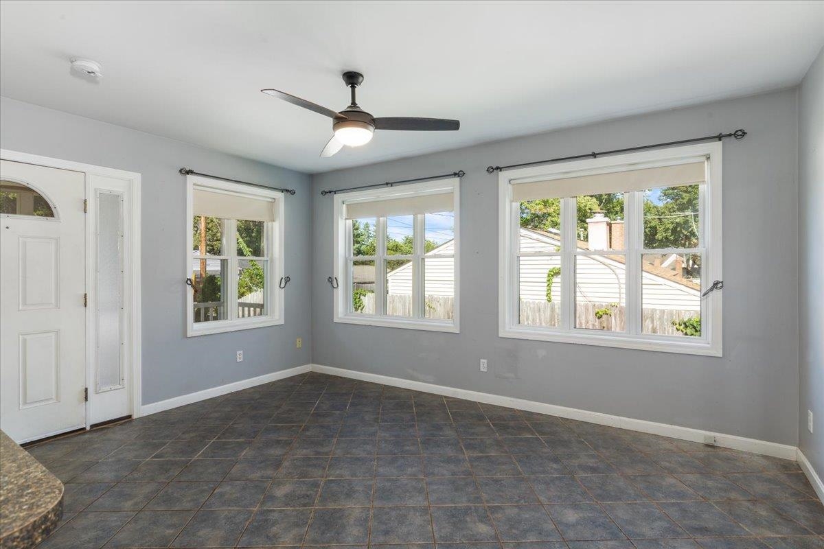 21 Douglass Way Exeter, NH 03833 - Photo 10 of 39