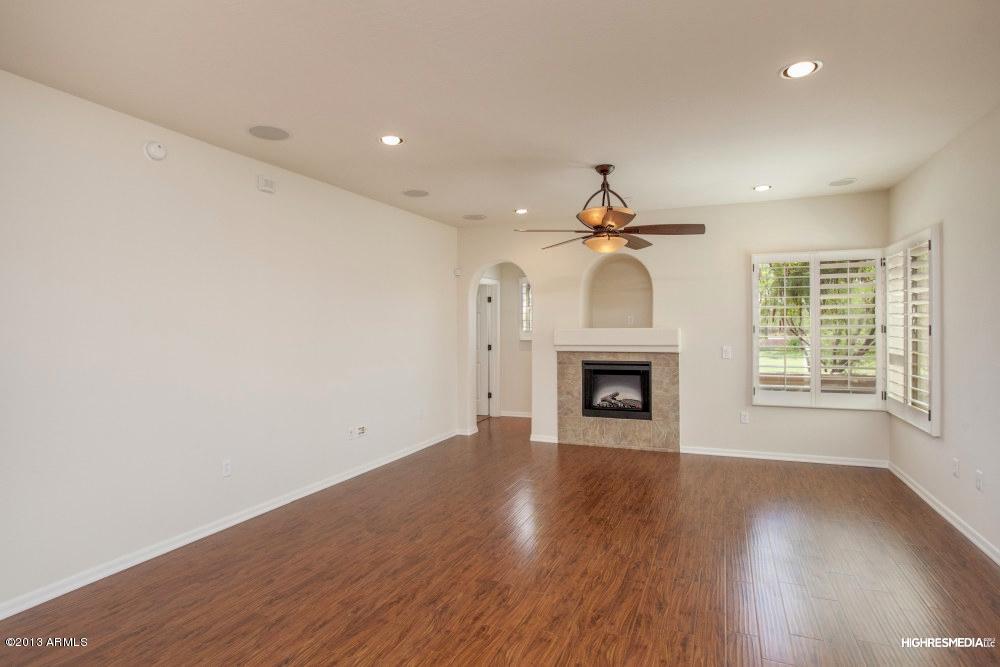 3935 East Rough Rider Road, Unit 1068 Phoenix, AZ 85050 - Photo 7 of 25 Great Room2