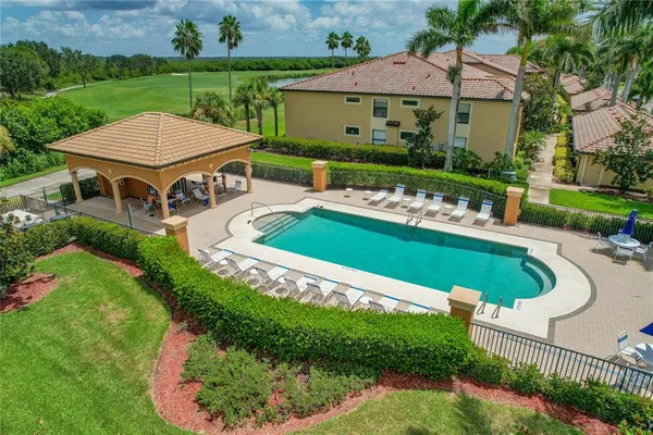 $2,295 | 7015 River Hammock Drive, Unit 405, Bradenton, FL 34212