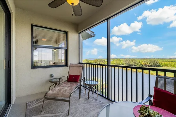 $2,295 | 7015 River Hammock Drive, Unit 405, Bradenton, FL 34212