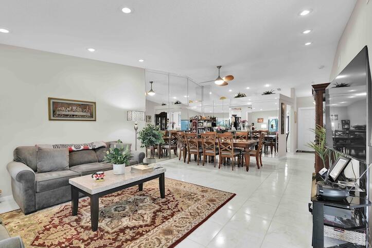 18619 Breezy Palm Way Boca Raton, FL 33496 - Photo 15 of 41 V20 Low 18619 Breezy Palm Way Boca Raton