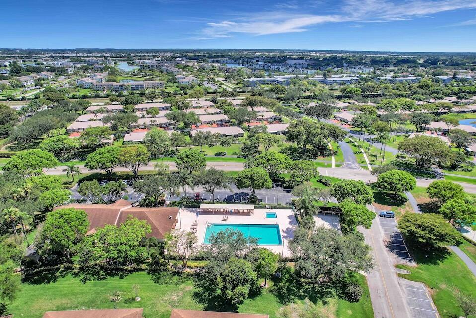 18619 Breezy Palm Way Boca Raton, FL 33496 - Photo 33 of 41 V37 Low 18619 Breezy Palm Way Boca Raton