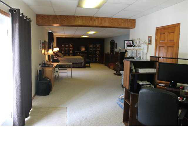 4343 Ridge Lane Washington, IN 47501 - Photo 23 of 25 Gallery Image 23