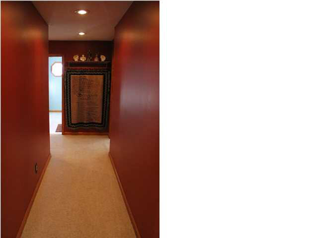 4343 Ridge Lane Washington, IN 47501 - Photo 8 of 25 Gallery Image 8