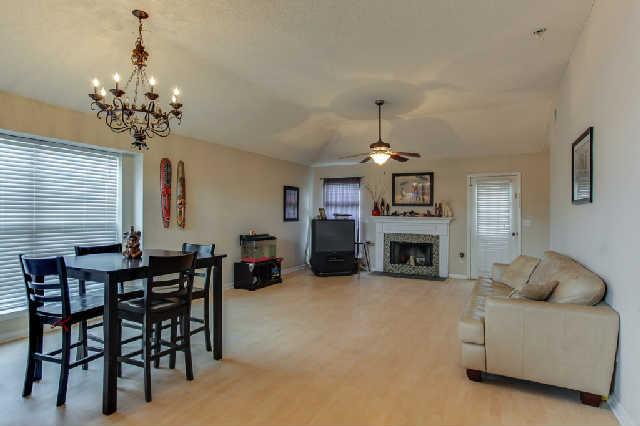 2141 Spring Hill Circle Spring Hill, TN 37174 - Photo 3 of 14 Dining area convenient to great room.