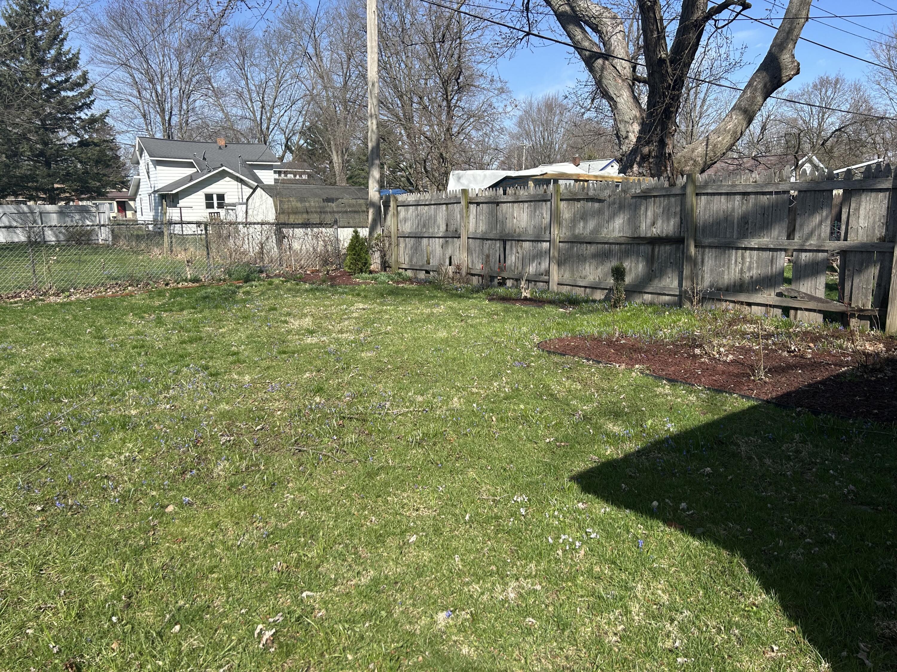 717 South Hooker Avenue Three Rivers, MI 49093 - Photo 28 of 28 IMG_4912