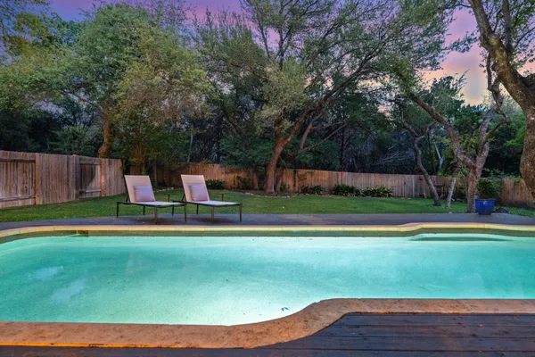 $1,650,000 | 10080 Circleview Drive, Austin, TX 78733