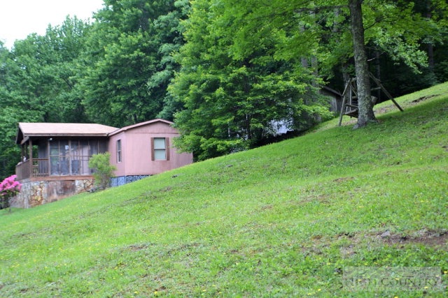 4083 3 Top Road Todd, NC 28684 - Photo 1 of 18 Gallery Image 1