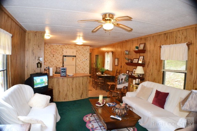 4083 3 Top Road Todd, NC 28684 - Photo 13 of 18 Gallery Image 13