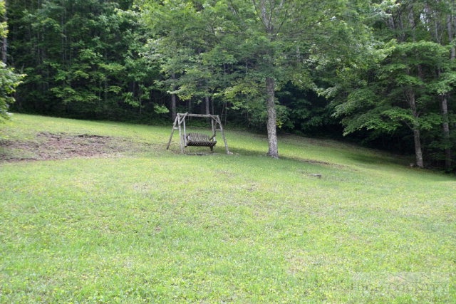 4083 3 Top Road Todd, NC 28684 - Photo 9 of 18 Gallery Image 9