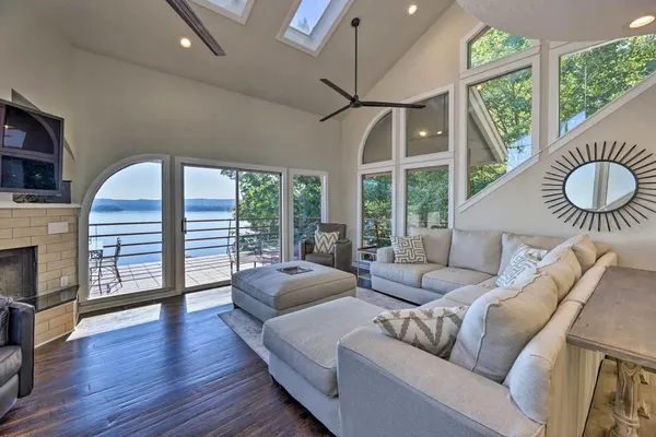 $2,995,000 | 165 Lakeshore Lane, Counce, TN 38326