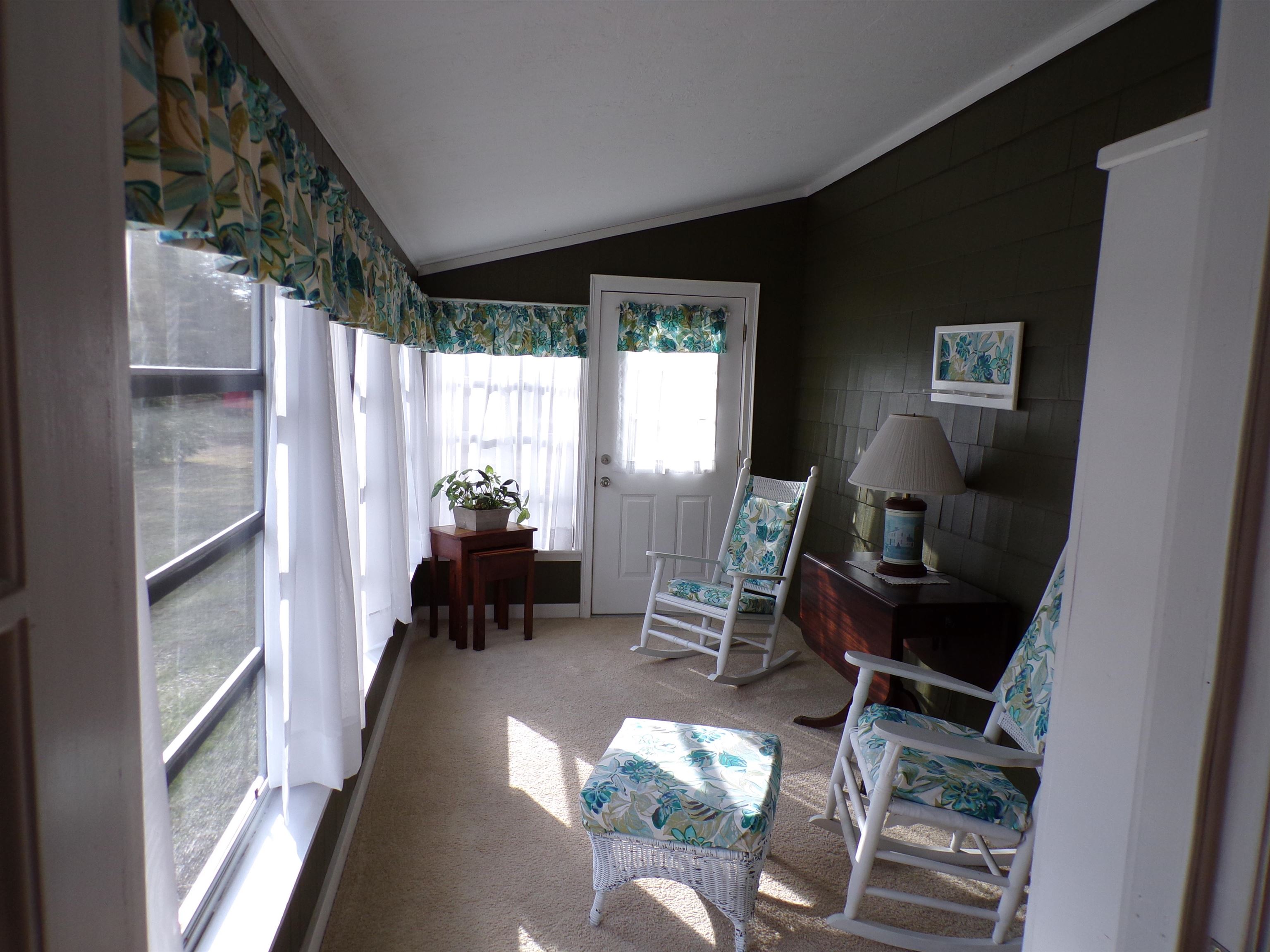 177 Wentworth Road Brookfield, NH 03872 - Photo 19 of 40 Gallery Image 19