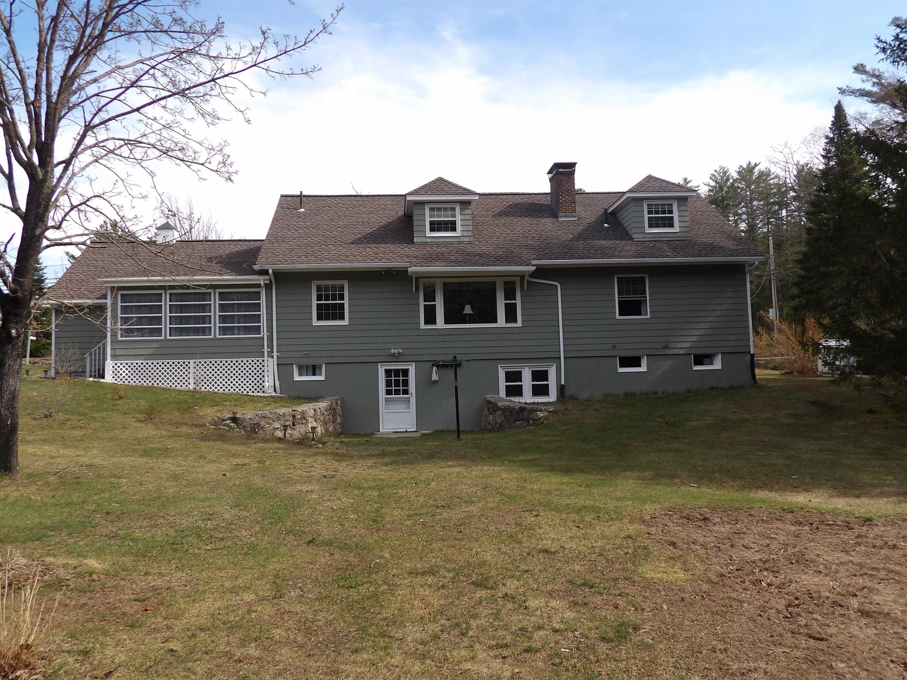 177 Wentworth Road Brookfield, NH 03872 - Photo 5 of 40 Gallery Image 5
