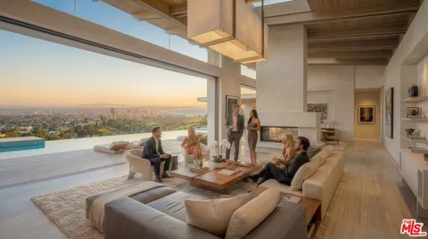 $18,800,000 | 1680 Alta Mura Road, Pacific Palisades, CA 90272