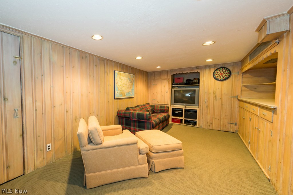 2912 Huntington Road Cleveland, OH 44120 - Photo 21 of 25 Gallery Image 21