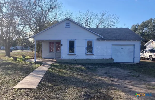$65,000 | 506 North Church Street, Goliad, TX 77963