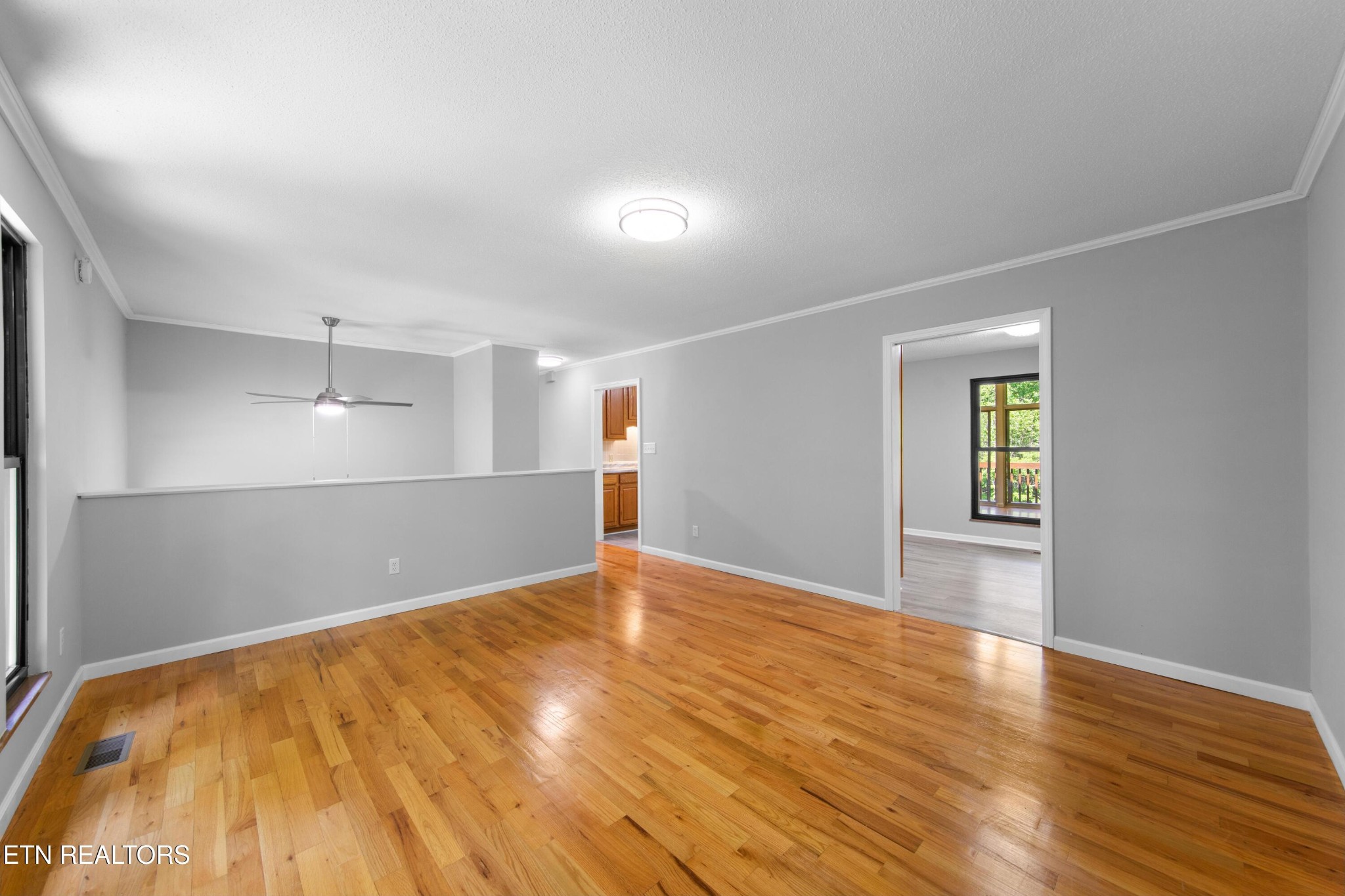 235 South Ridge Road Knoxville, TN 37920 - Photo 6 of 35