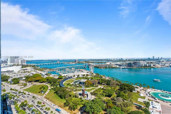 $6,800 | 50 Biscayne Boulevard, Unit 3010, Miami, FL 33132