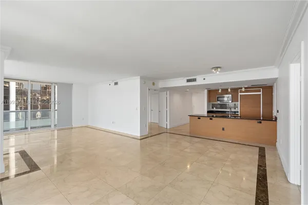 $6,800 | 50 Biscayne Boulevard, Unit 3010, Miami, FL 33132