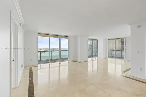 $6,800 | 50 Biscayne Boulevard, Unit 3010, Miami, FL 33132