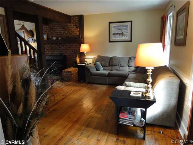 1810 Countrytown Road Powhatan, VA 23139 - Photo 6 of 12 Living Room - Wood floors in spacious living room