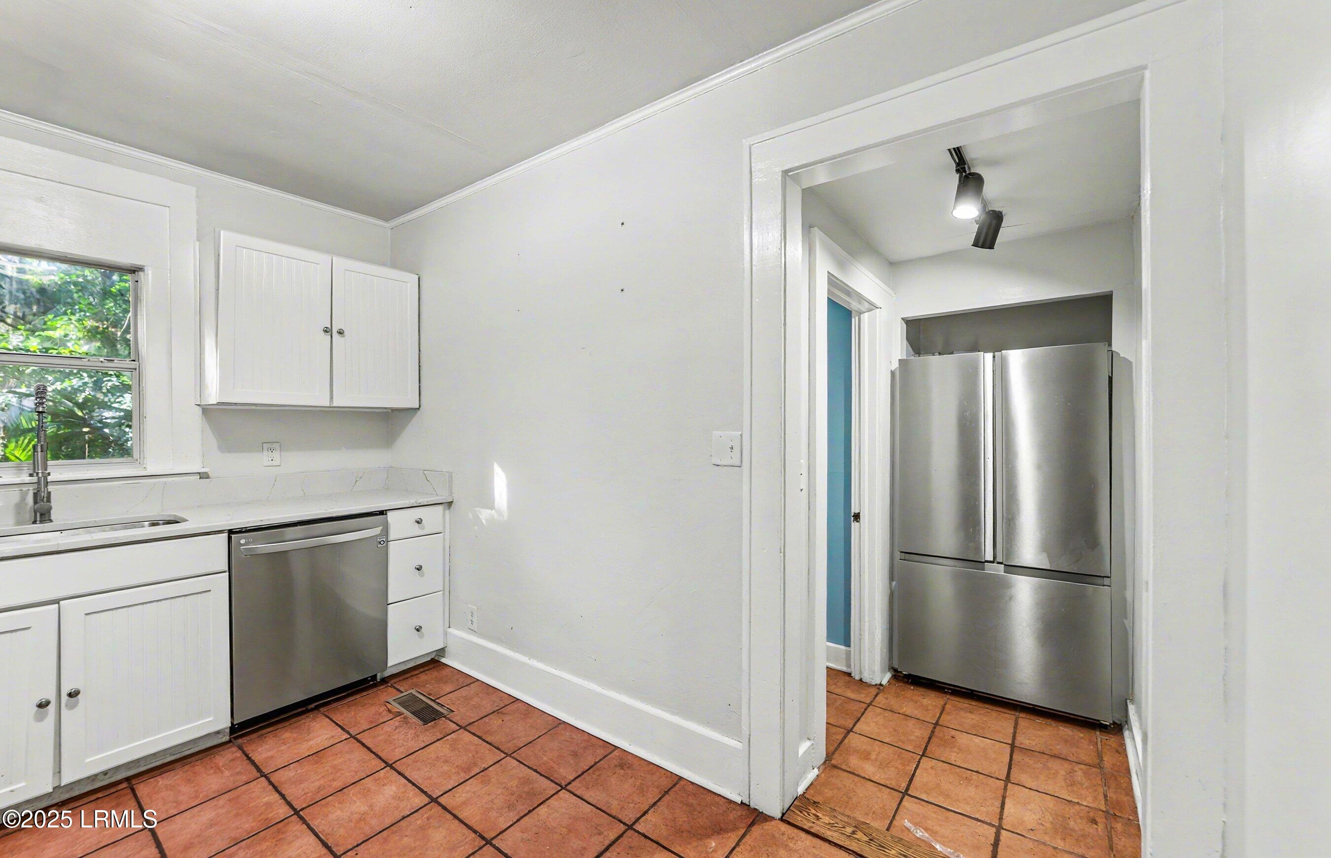 2301 Hermitage Road Beaufort, SC 29902 - Photo 16 of 56 DSC05514-85-1.jpg-SMALL