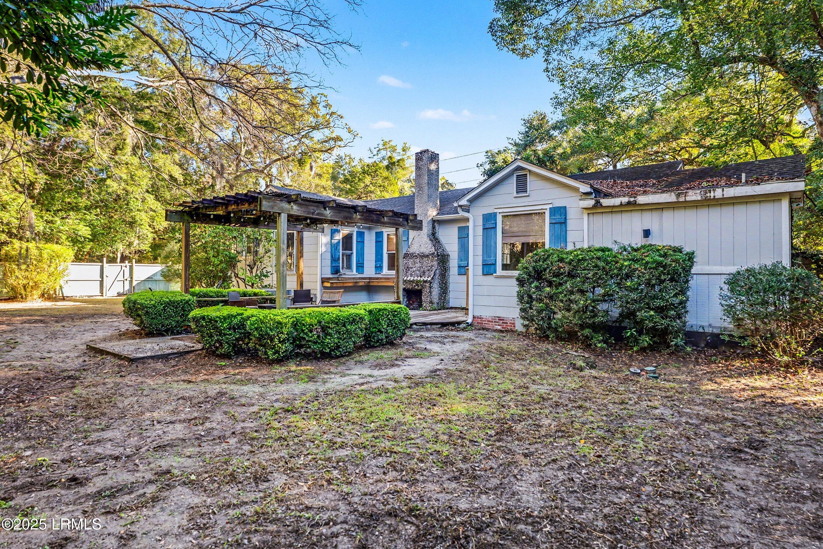 2301 Hermitage Road Beaufort, SC 29902 - Photo 29 of 56 DSC05599-170-1.jpg-SMALL