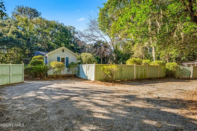 $795,000 | 2301 Hermitage Road, Beaufort, SC 29902