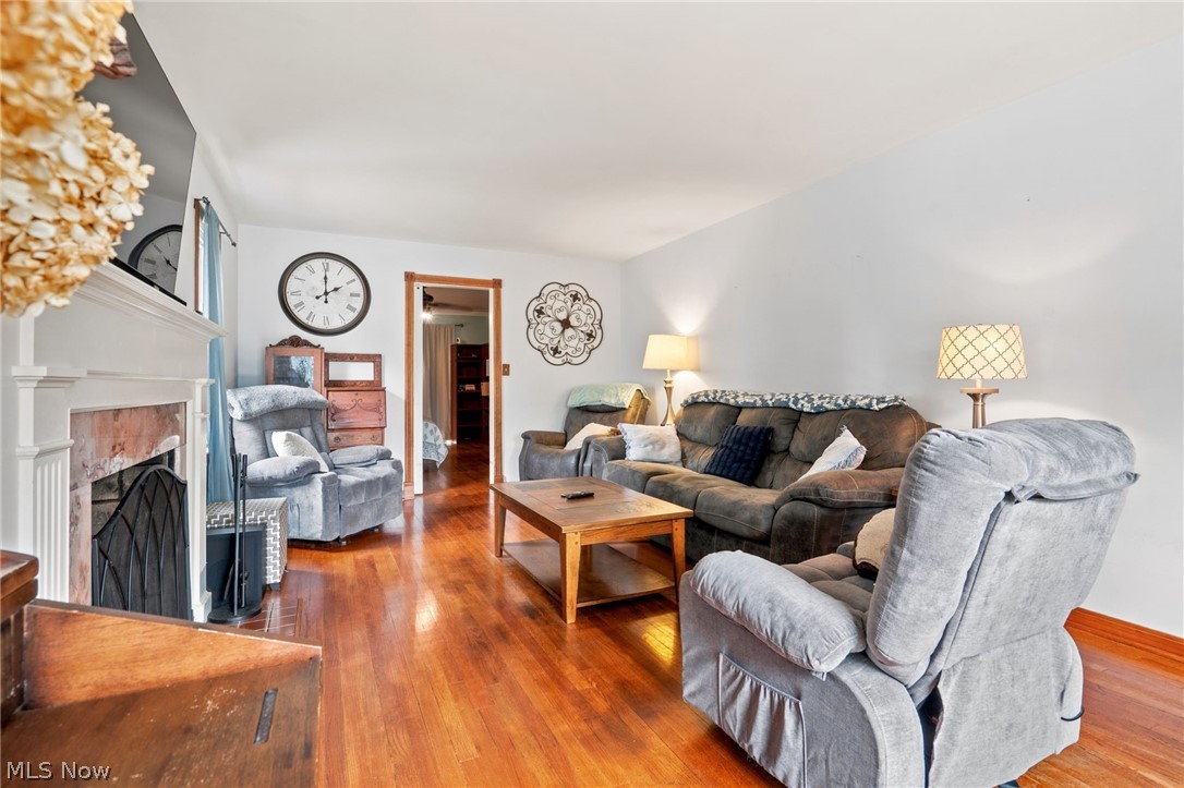1695 Wiltshire Road Akron, OH 44313 - Photo 10 of 42