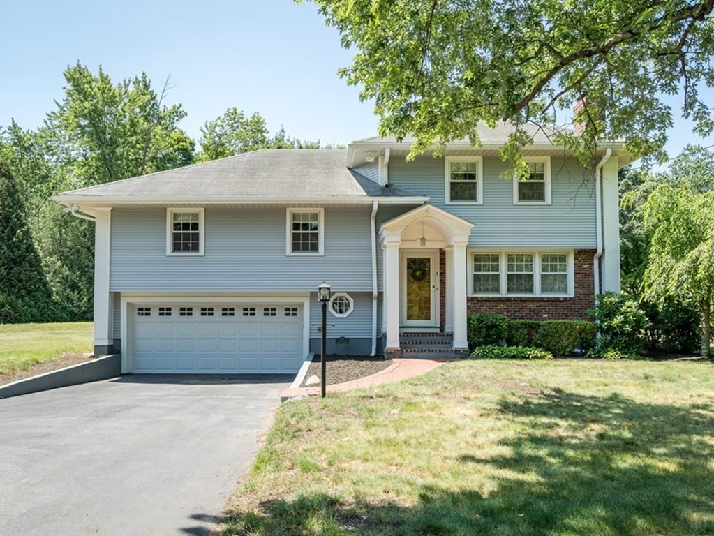 7 Dean Road, Wayland, MA 01778 Compass