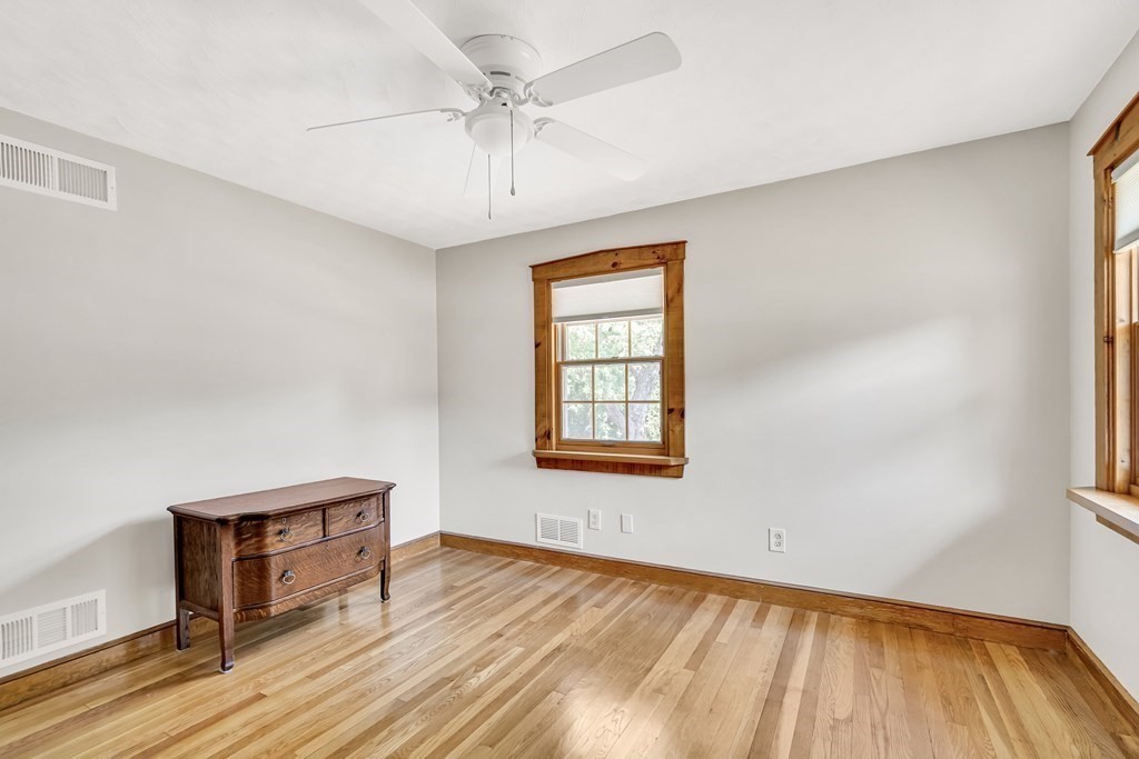 7 Dean Road Wayland, MA 01778 - Photo 15 of 30 Gallery Image 15