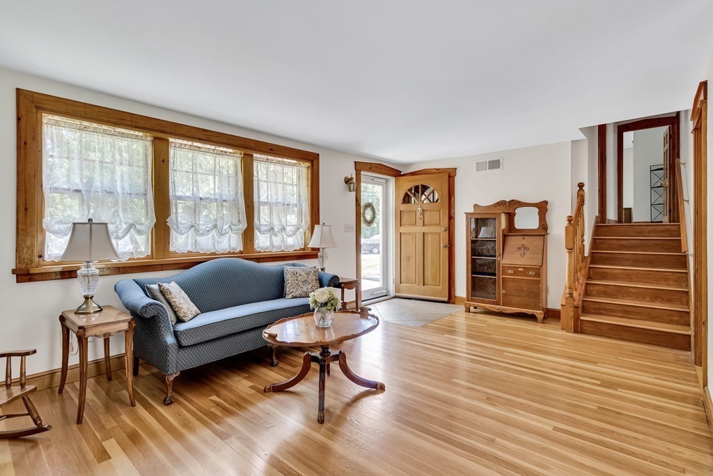 7 Dean Road Wayland, MA 01778 - Photo 2 of 30 Gallery Image 2