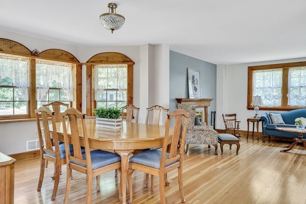 7 Dean Road Wayland, MA 01778 - Photo 5 of 30 Gallery Image 5