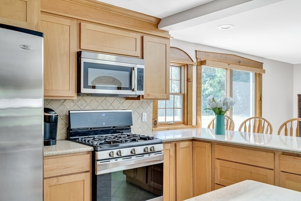 7 Dean Road Wayland, MA 01778 - Photo 10 of 30 Gallery Image 10