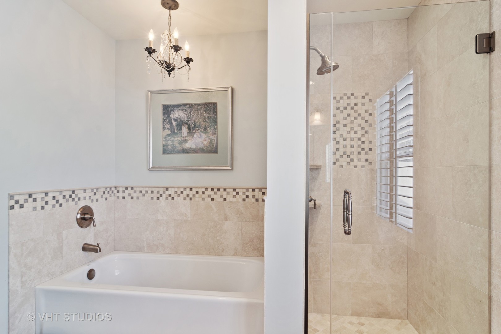 129 Knockderry Lane Inverness, IL 60067 - Photo 22 of 34 a bathroom with a bathtub and shower