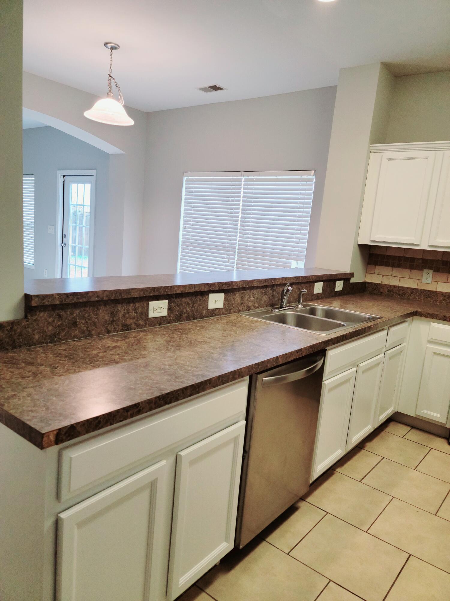113 Summer View Road Summerville, SC 29486 - Photo 12 of 23 20210219_130421