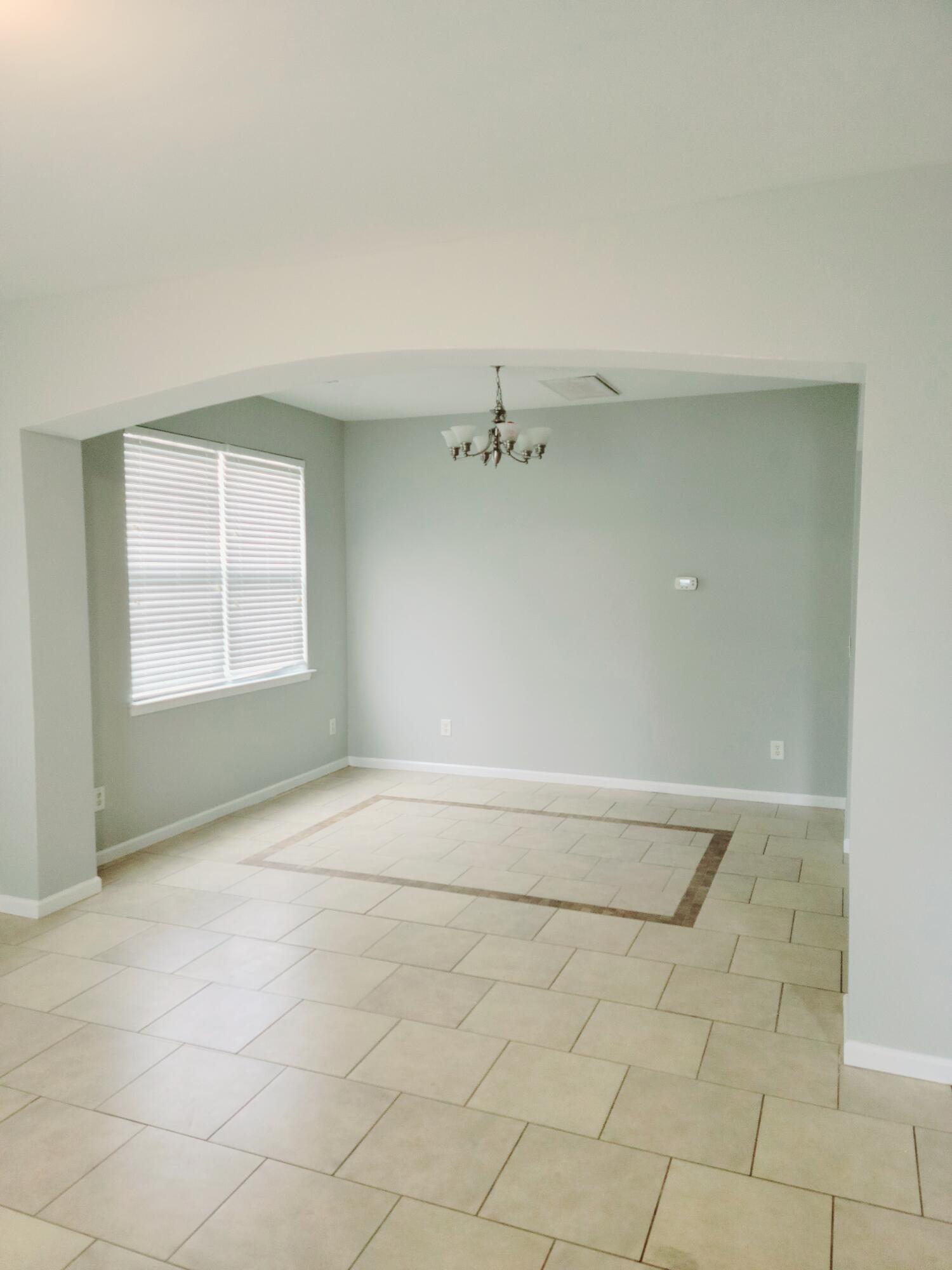 113 Summer View Road Summerville, SC 29486 - Photo 3 of 23 20210219_125358