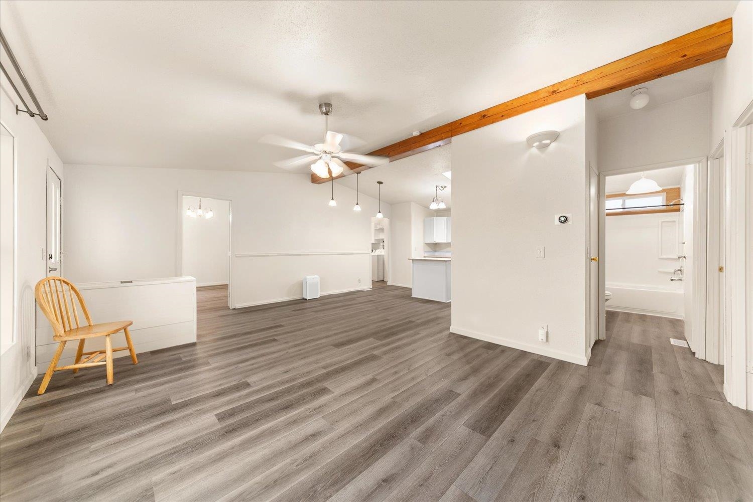 3925 East Farwell Road, Unit 7 Mead, WA 99021 - Photo 16 of 35