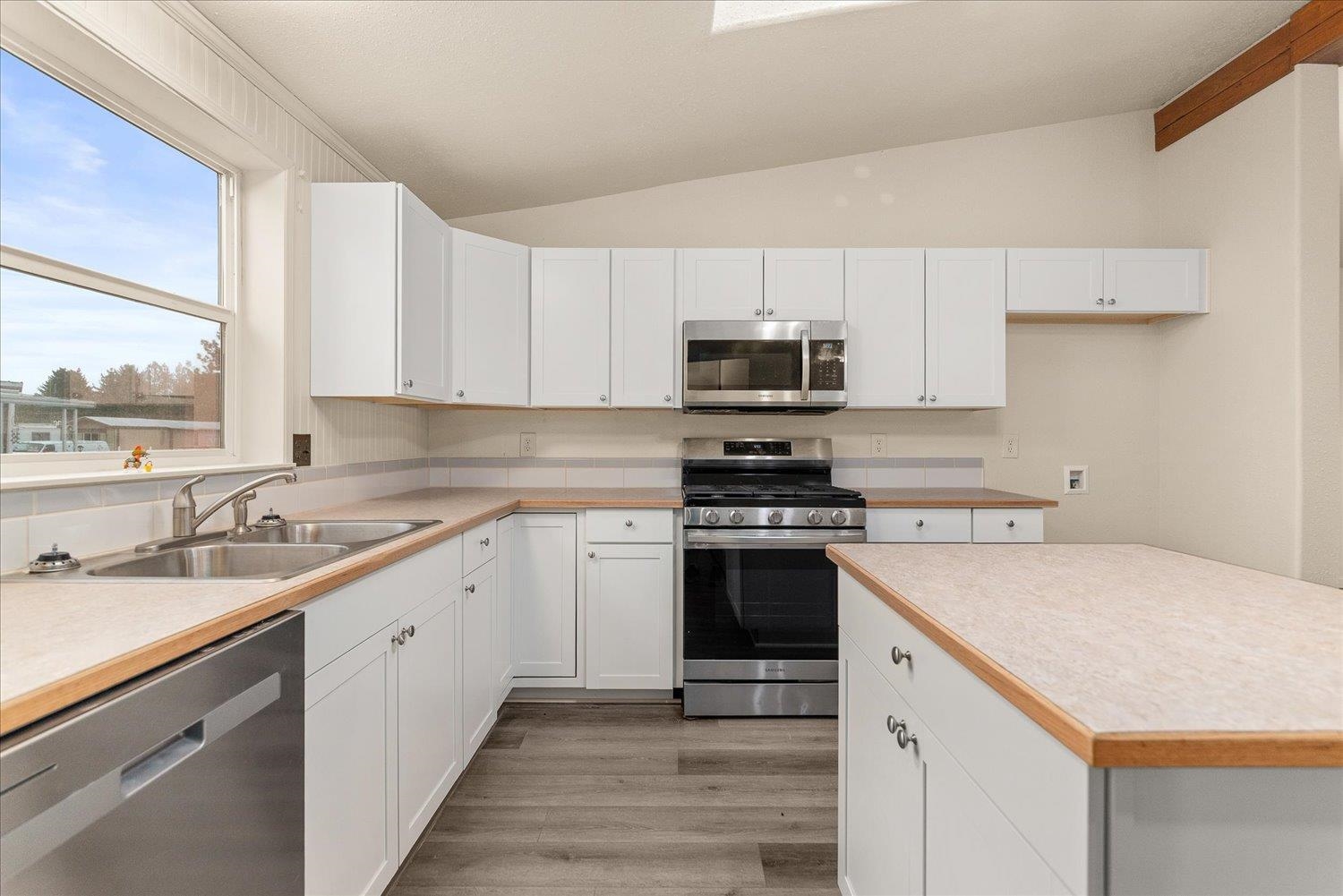 3925 East Farwell Road, Unit 7 Mead, WA 99021 - Photo 19 of 35