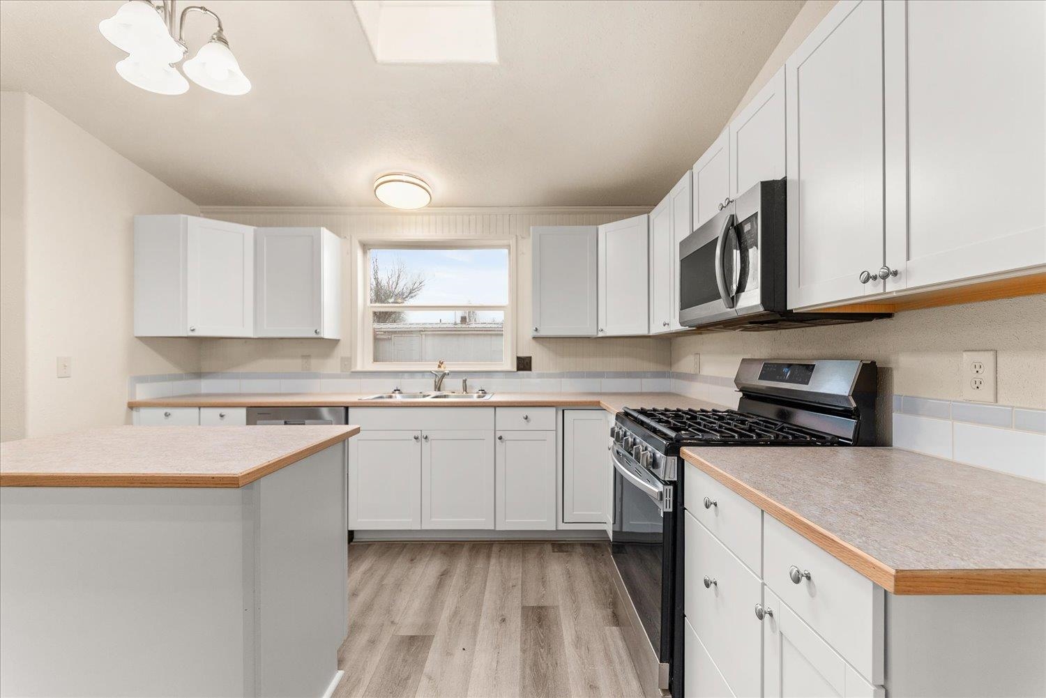 3925 East Farwell Road, Unit 7 Mead, WA 99021 - Photo 22 of 35