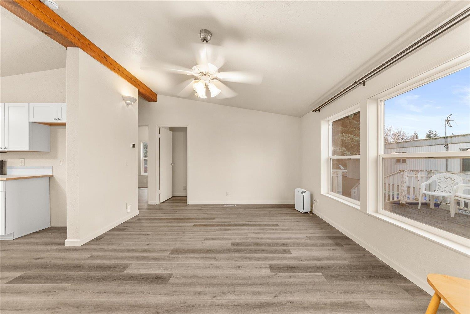 3925 East Farwell Road, Unit 7 Mead, WA 99021 - Photo 7 of 16