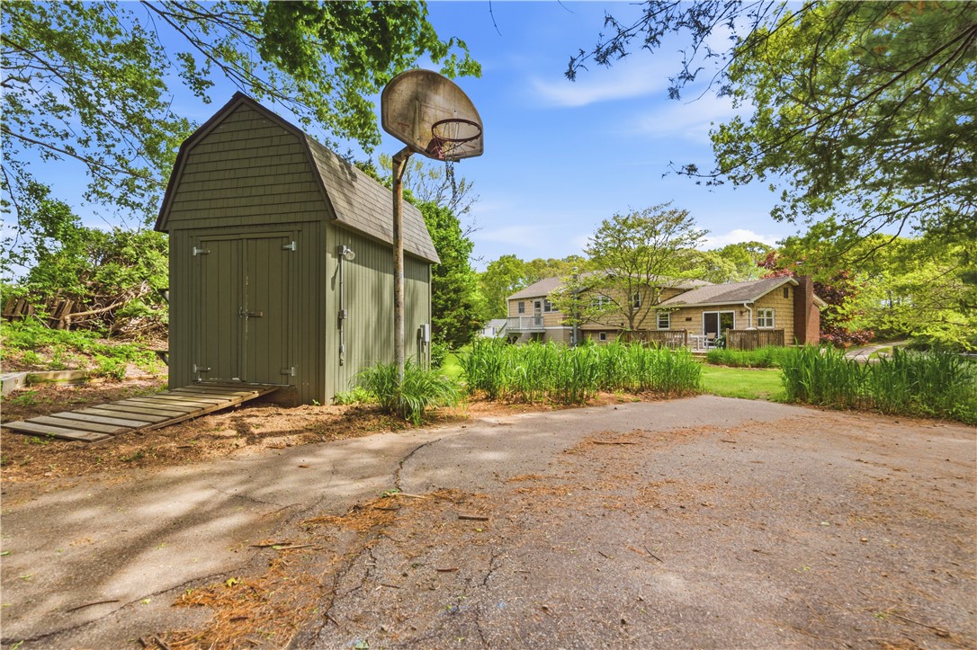 51 Quannacut Road Westerly, RI 02891 - Photo 30 of 38