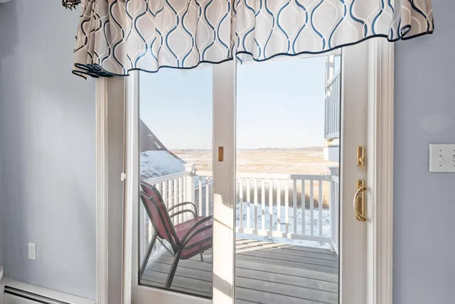 $769,900 | 605 Ocean Boulevard, Unit 1, Hampton, NH 03842