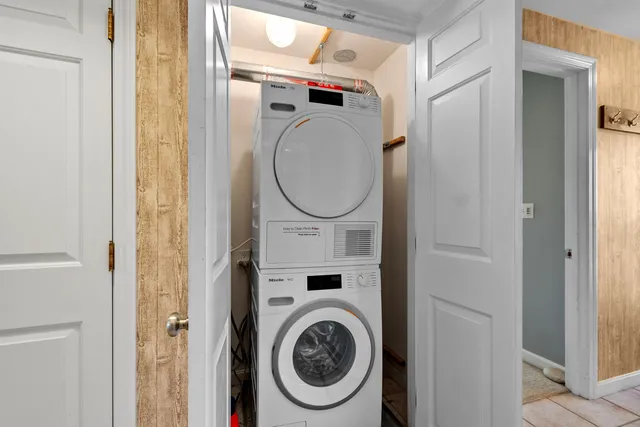 $769,900 | 605 Ocean Boulevard, Unit 1, Hampton, NH 03842