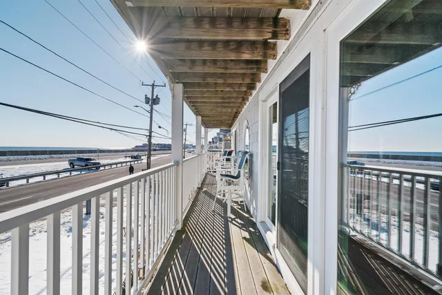 $769,900 | 605 Ocean Boulevard, Unit 1, Hampton, NH 03842