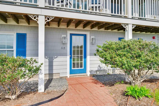 $769,900 | 605 Ocean Boulevard, Unit 1, Hampton, NH 03842