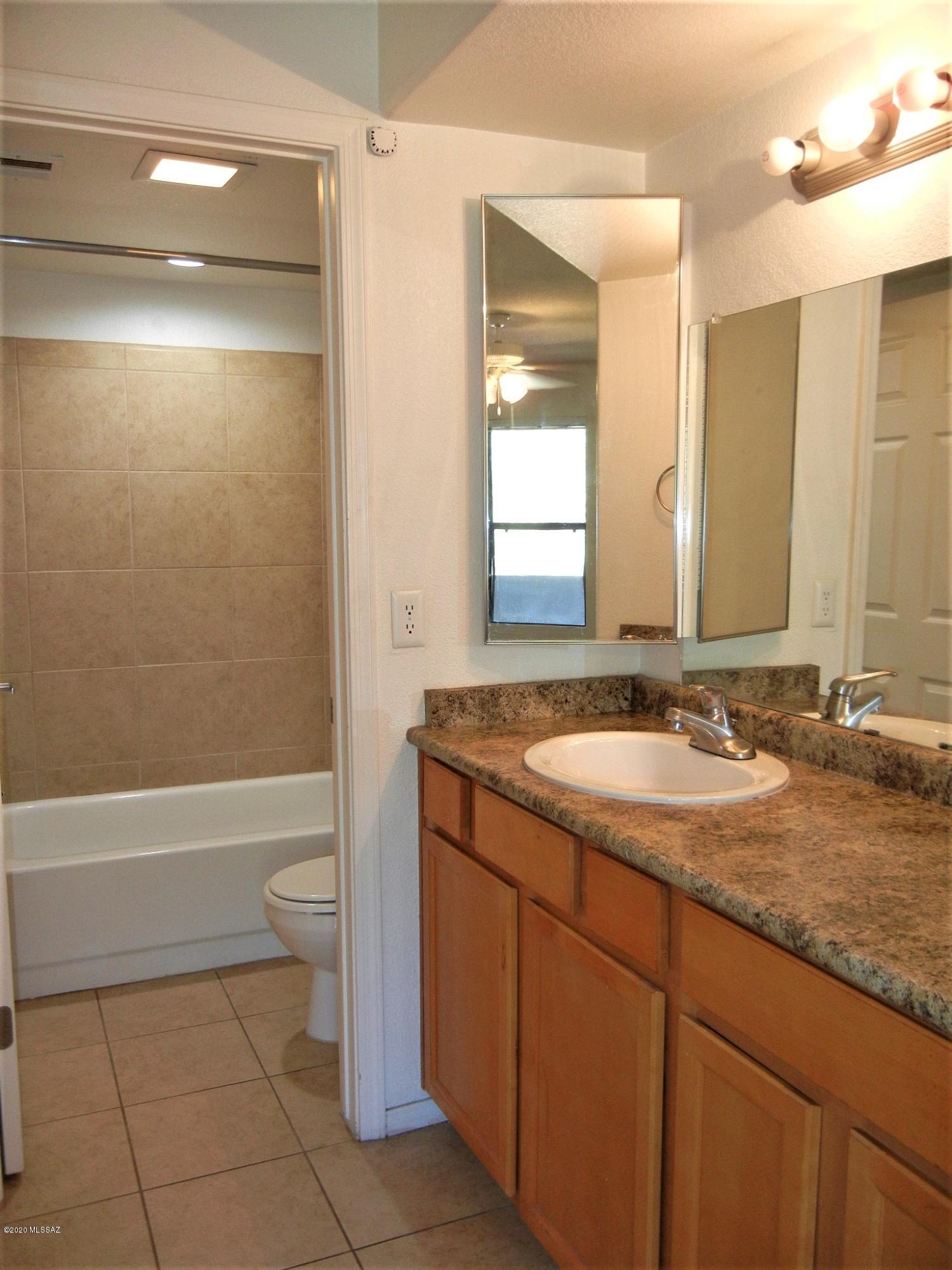5855 North Kolb Road, Unit 13103 Tucson, AZ 85750 - Photo 6 of 24 Gallery Image 6