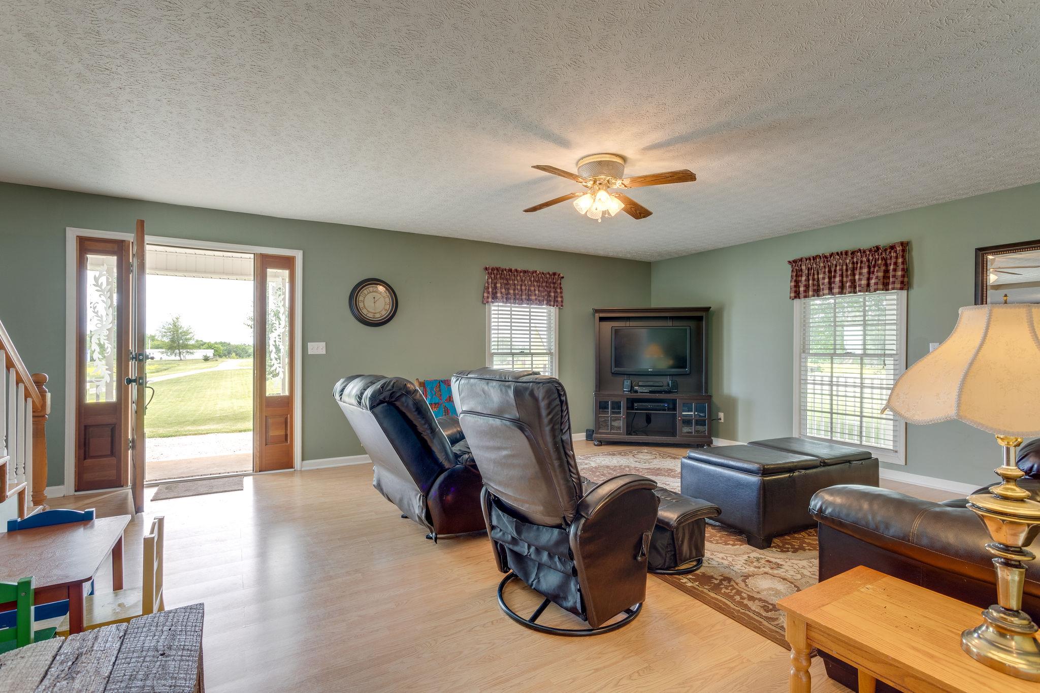 441 Colonial Road Hohenwald, TN 38462 - Photo 8 of 28 Gallery Image 8
