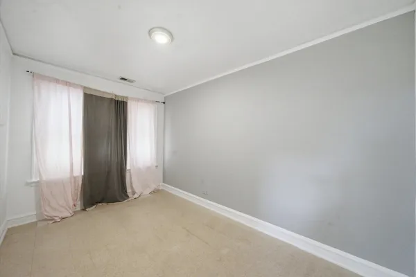 $1,900 | 3835 West 65th Street, Unit 1, Chicago, IL 60629